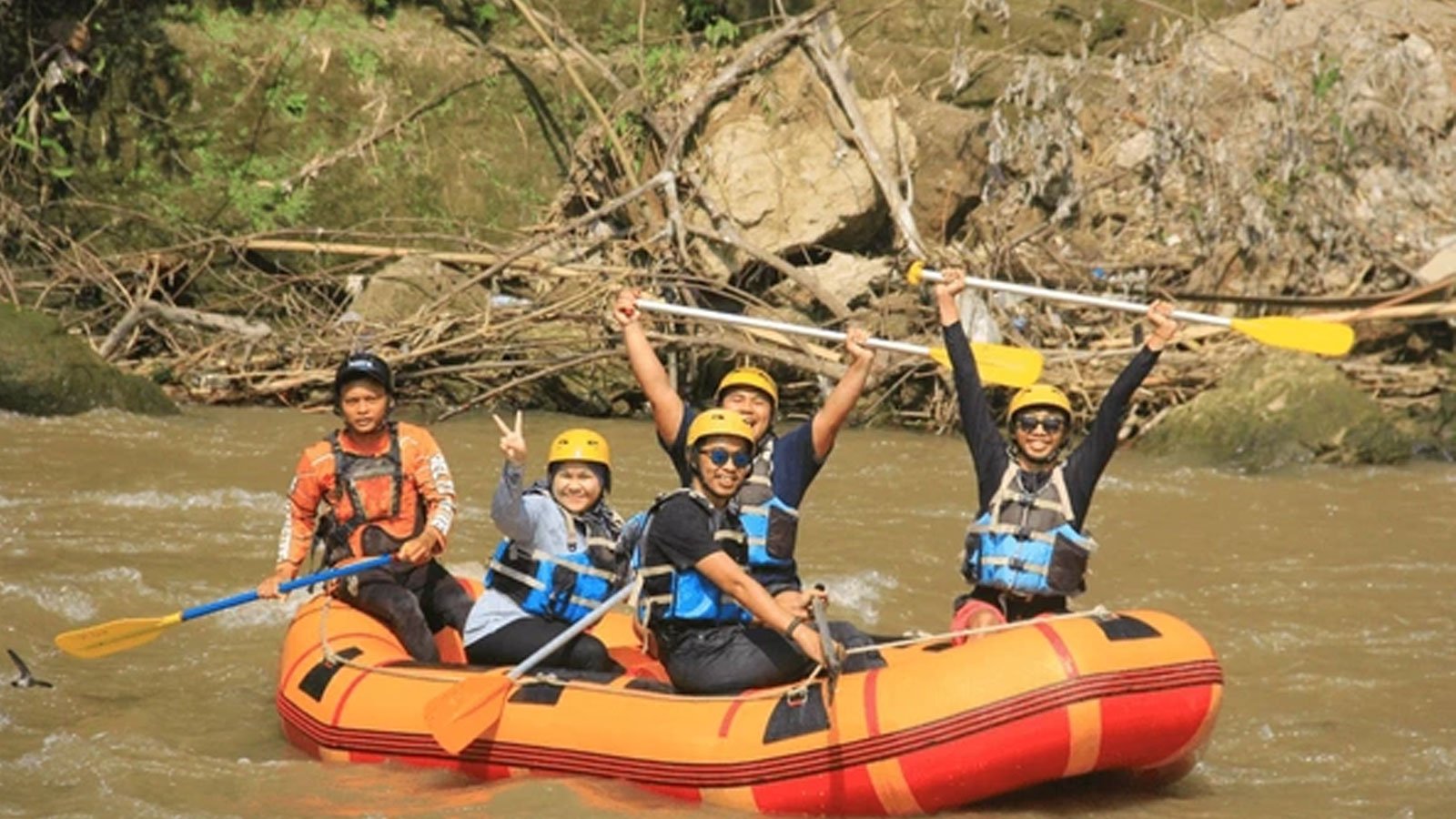School Students Adventure Camping Tour Package in Rishikesh